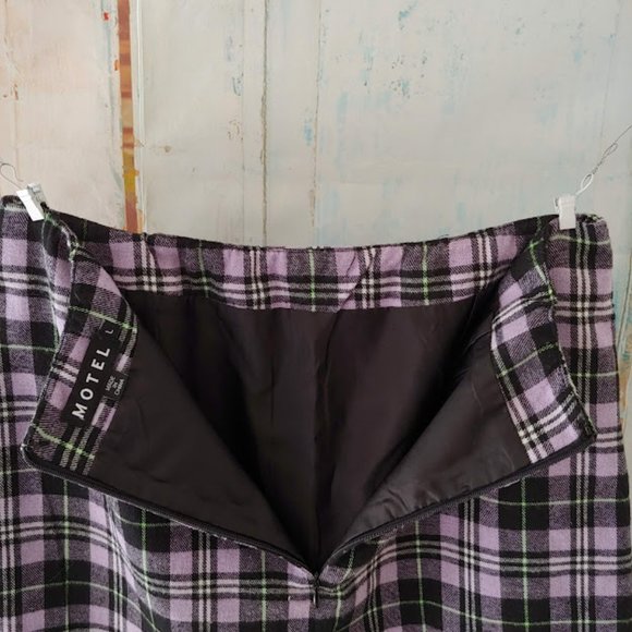 Motel plaid flannel slight spandex lined zipper skirt/L/purple green black - Picture 6 of 8